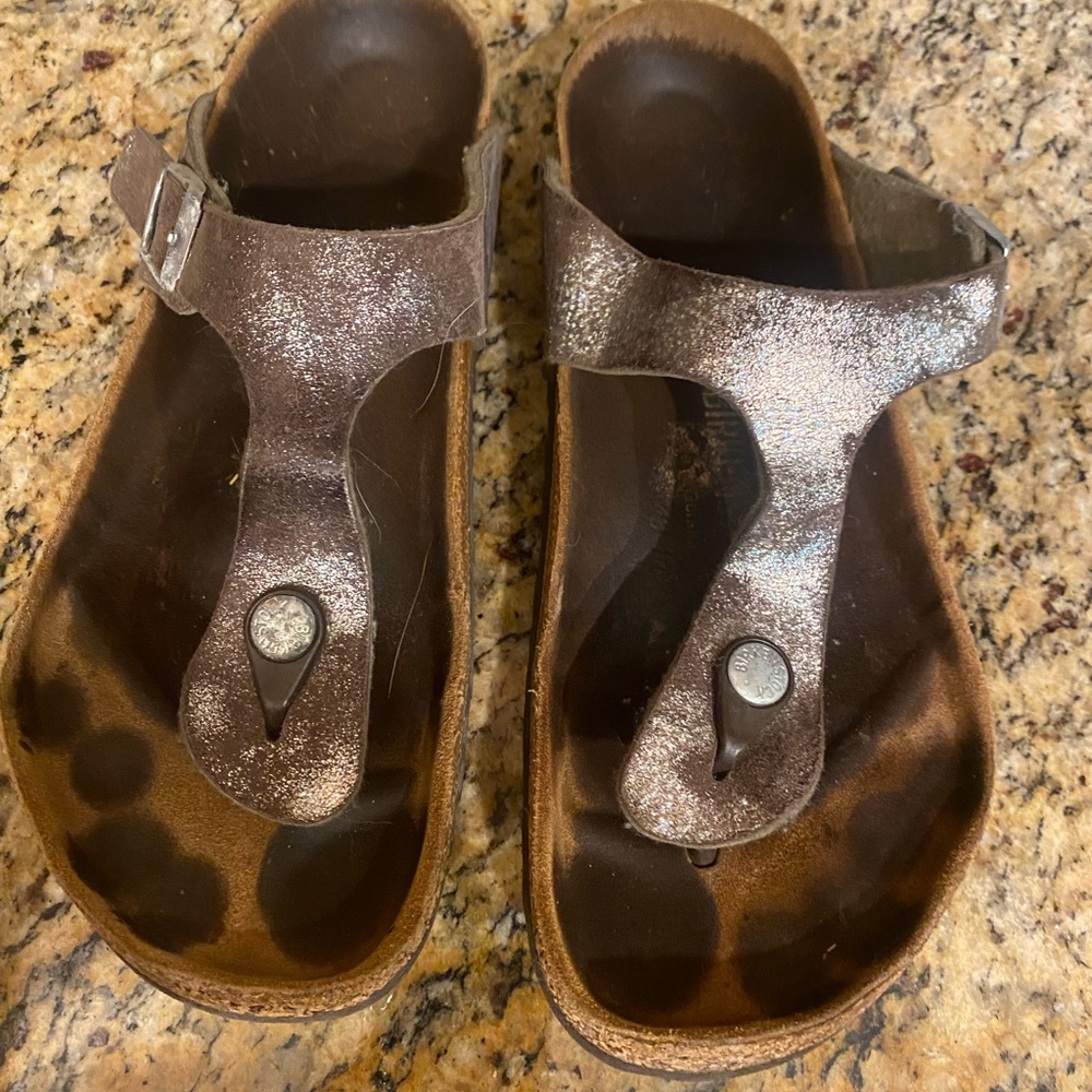Birkenstock Gizeh size 39